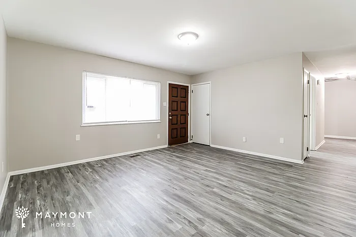 61 White Oak Ln — Photo 3