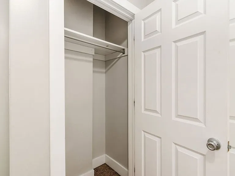 24 Chittenden Ave — Photo 18