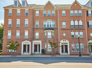 9517 Center St, Manassas, VA 20110