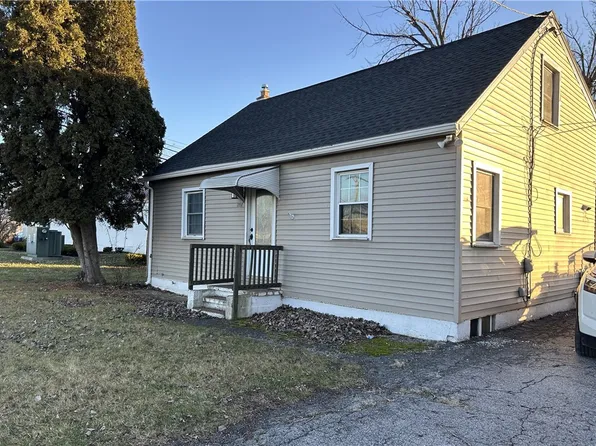 1957 Bri Hen Town Line Rd, Rochester, NY 14623