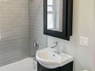 5220 N Damen Ave #3C, Chicago, IL 60625