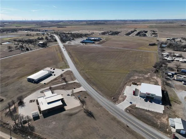 S Highway 81, Minco, OK 73059