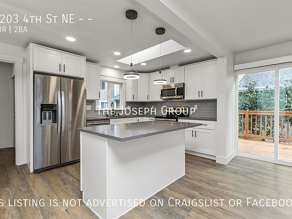 5th image of 1203 4th St NE