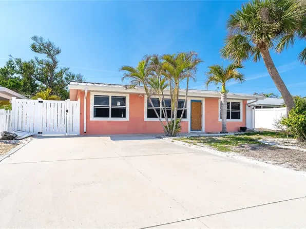 1340 Holiday Dr, Englewood, FL 34223