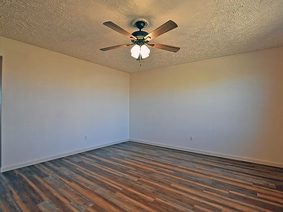 3rd image of 4036 Pleasant Ave