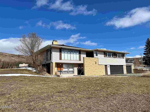 2nd image of 771 James Dr