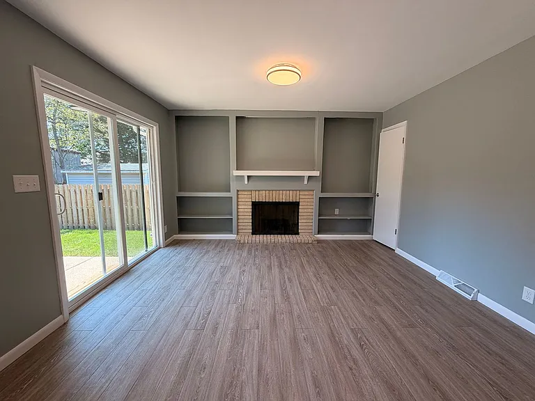 2538 Berwyck Rd SE — Photo 14