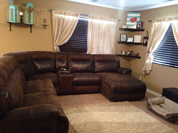 5th image of 617 Dinwoody Way