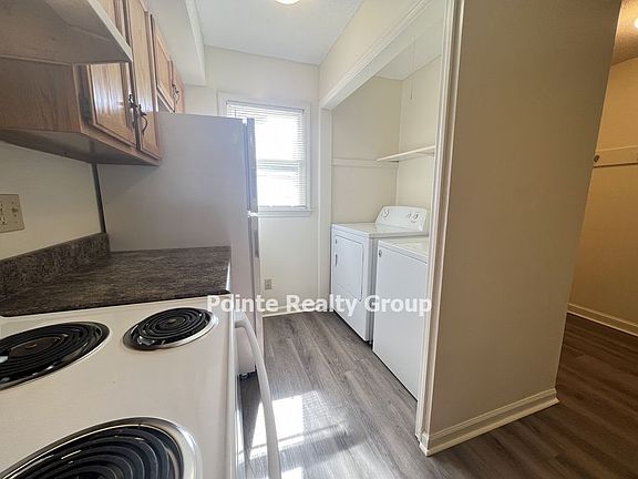 2nd image of 263 Smith St APT H