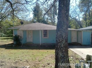 1106 Oak Grove Ave, Mena, AR 71953