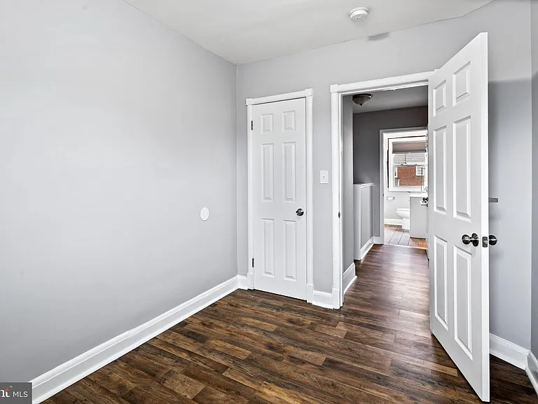 1015 Lyndhurst St — Photo 18