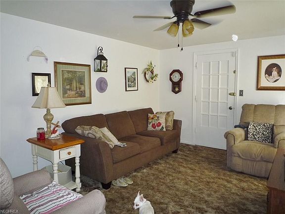 5th image of 595 Eastlawn Ave