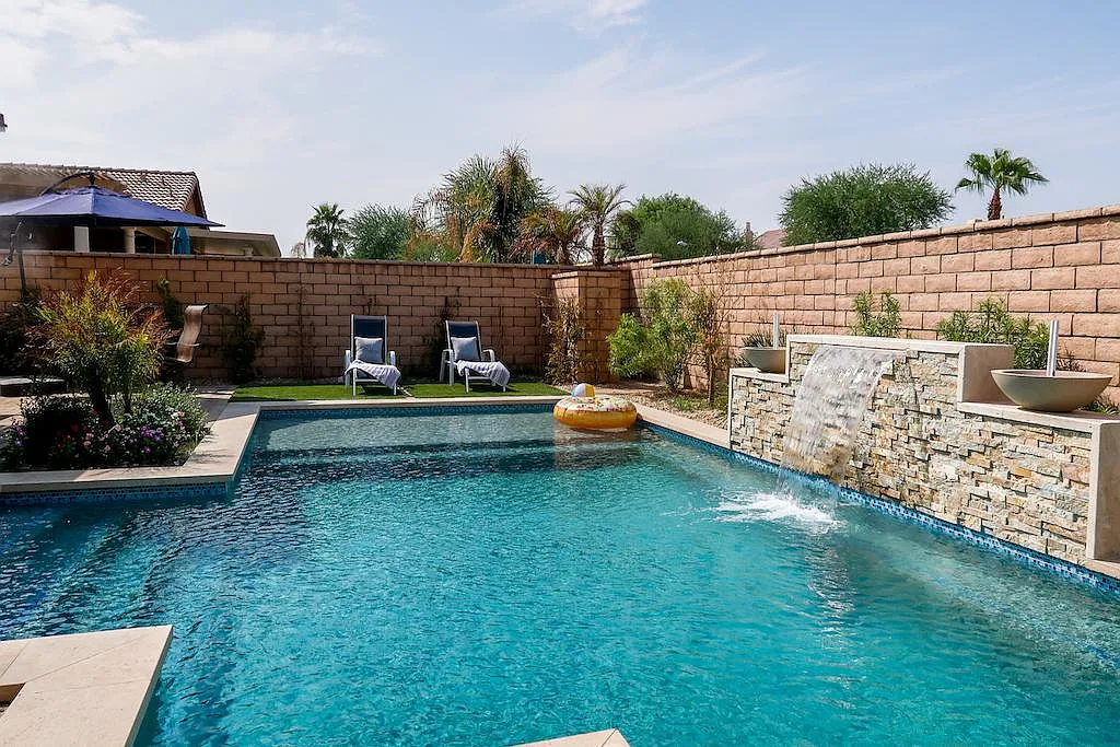 80346 Whitehaven Dr — Photo 1