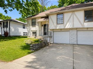 2004 E Cedar St #2004, Olathe, KS 66062