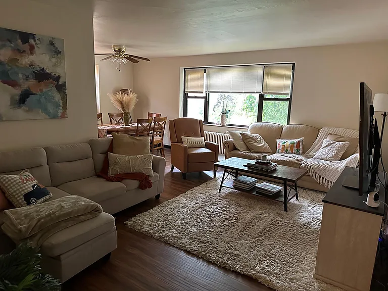 5930 Walnut St #C1 — Photo 8