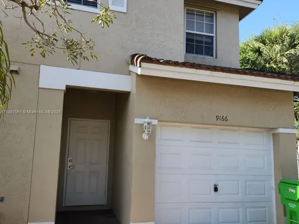 9166 NW 40th Pl, Fort Lauderdale, FL 33351