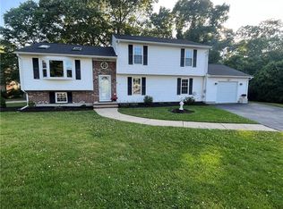 17 Allison Ct, Riverside, RI 02915