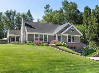 5217 Hollywood Rd, Edina, MN 55436