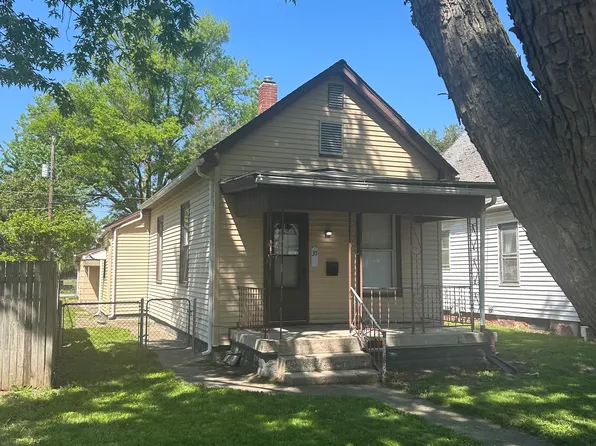 35 S 14th St, Terre Haute, IN 47807