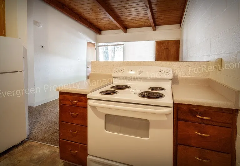 701 Parker St — Photo 24