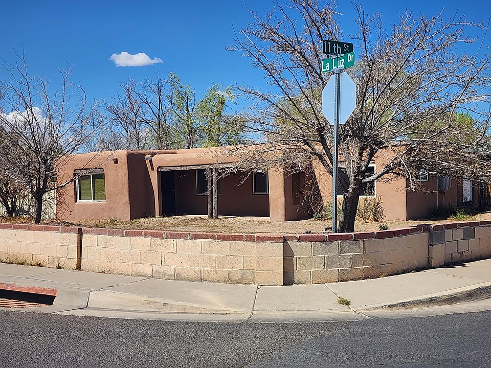 1st image of 1103 La Luz Dr NW