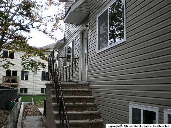 3rd image of 11 Nugent Ave