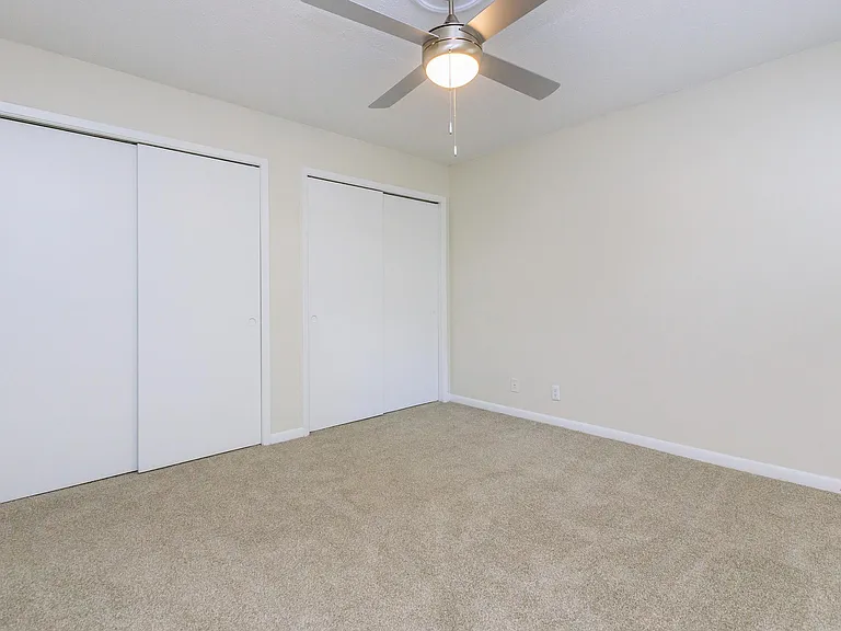 Laurel Ridge Apartments — Photo 60