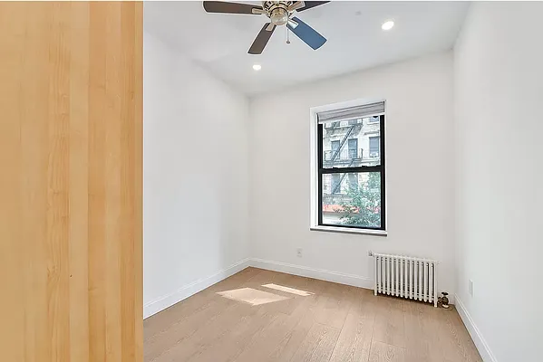 Rented by Aryeh Realty | media 17