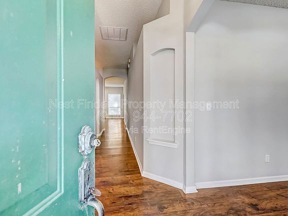 4th image of 4613 W Catbrier Ct