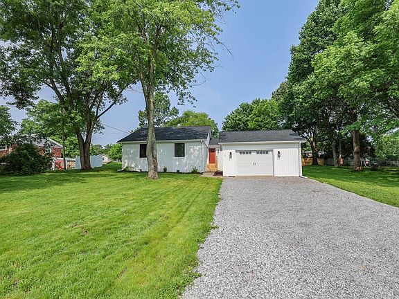 2nd image of 211 Watson Rd