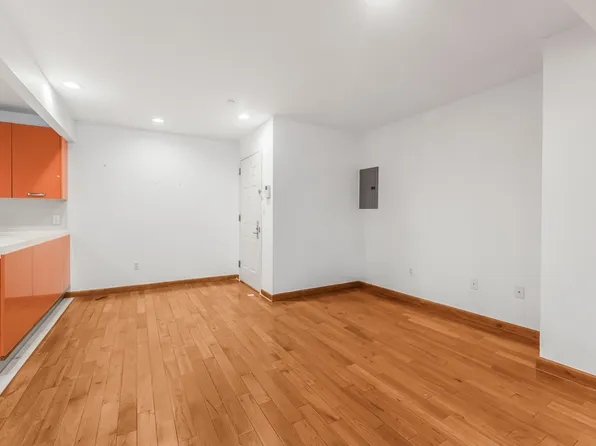 78 Ridge Street image 11 of 13