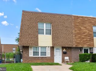 9922 President St, Philadelphia, PA 19115