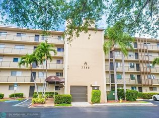 7740 NW 50th St APT 405, Lauderhill, FL 33351