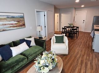 The Overlook, Somersworth, NH 03878