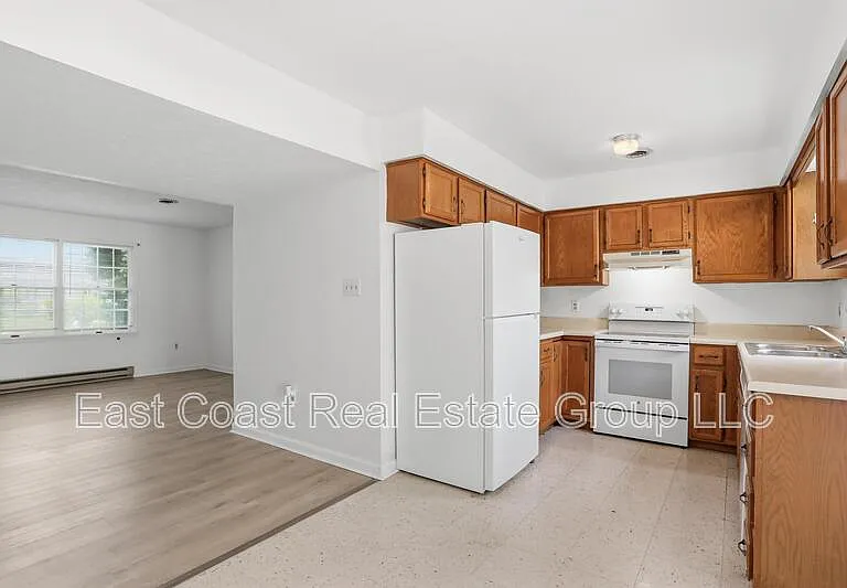 427 N Western Ave — Photo 13