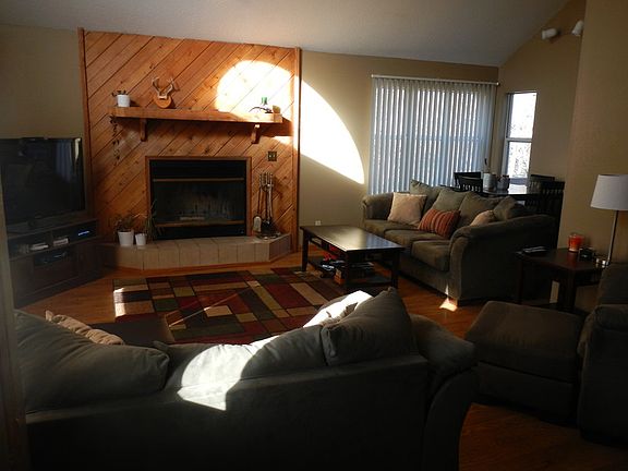 2nd image of 653 N Cedar Lake Dr W