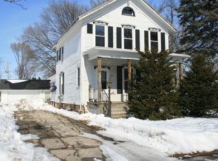361 Forest Ave, Fond Du Lac, WI 54935