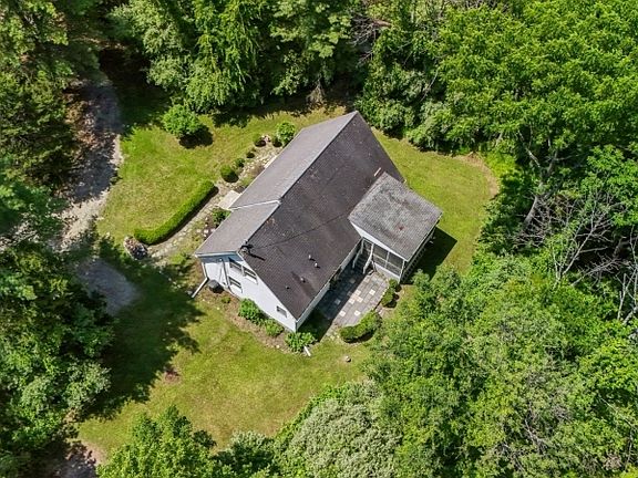 2nd image of 138 River View Way