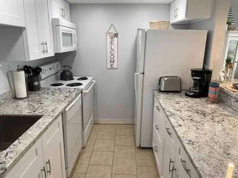 7310 Seawall Blvd #650 — Photo 6