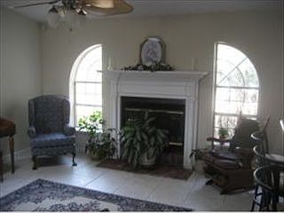 4th image of 1755 Ayshire Dr