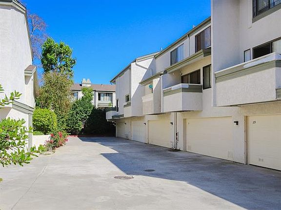 3rd image of 3330 Caminito Eastbluff Unit 146