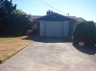 2520 25th Ave W, Seattle, WA 98199