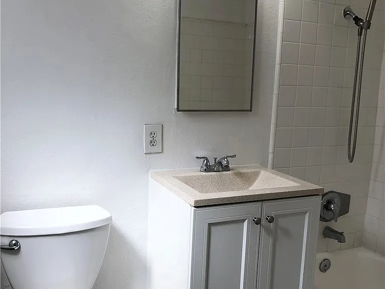 409 California St #1 — Photo 13
