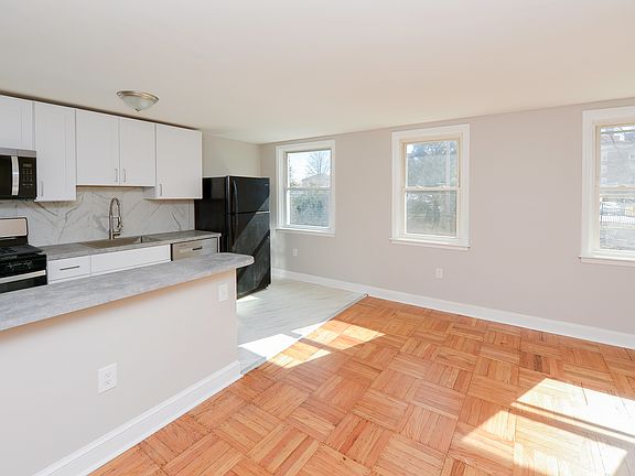 5th image of 3331 Indian Queen Ln #2