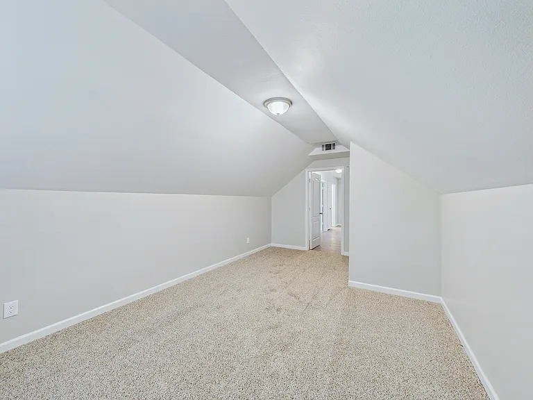 11600 Shady Ridge Dr-23_06112026