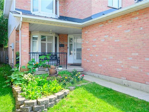 4th image of 245 Acadia Dr