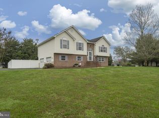 38883 Hidden Pond Ct, Mechanicsville, MD 20659