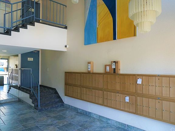 4th image of 625 Esplanade Unit 25