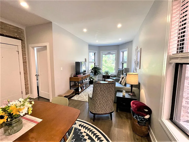 1455 W Farragut Ave #1 — Photo 9