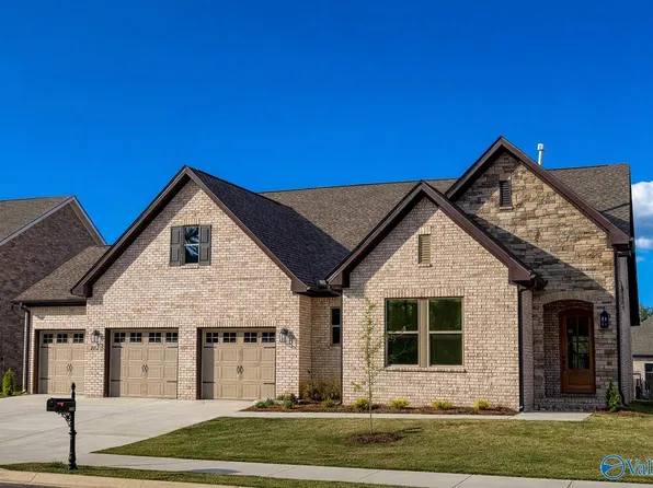 2112 Bloomfell Bnd, Huntsville, AL 35802